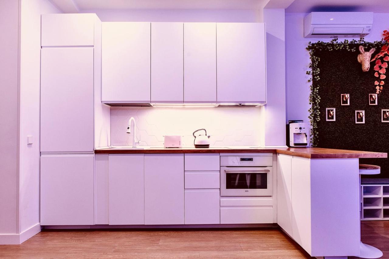 Calle Rodas 3 Central 5 Stars Apartment In Madrid For 6 People Dış mekan fotoğraf